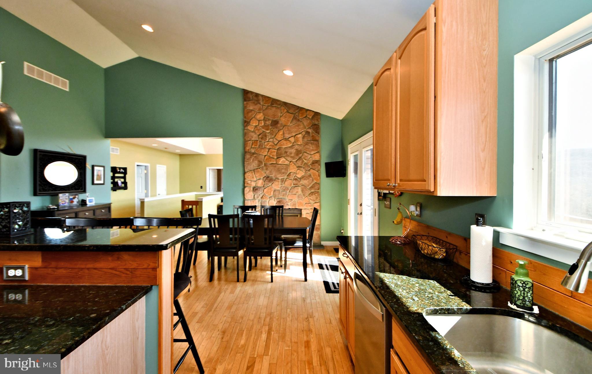 365 Oysterdale Rd