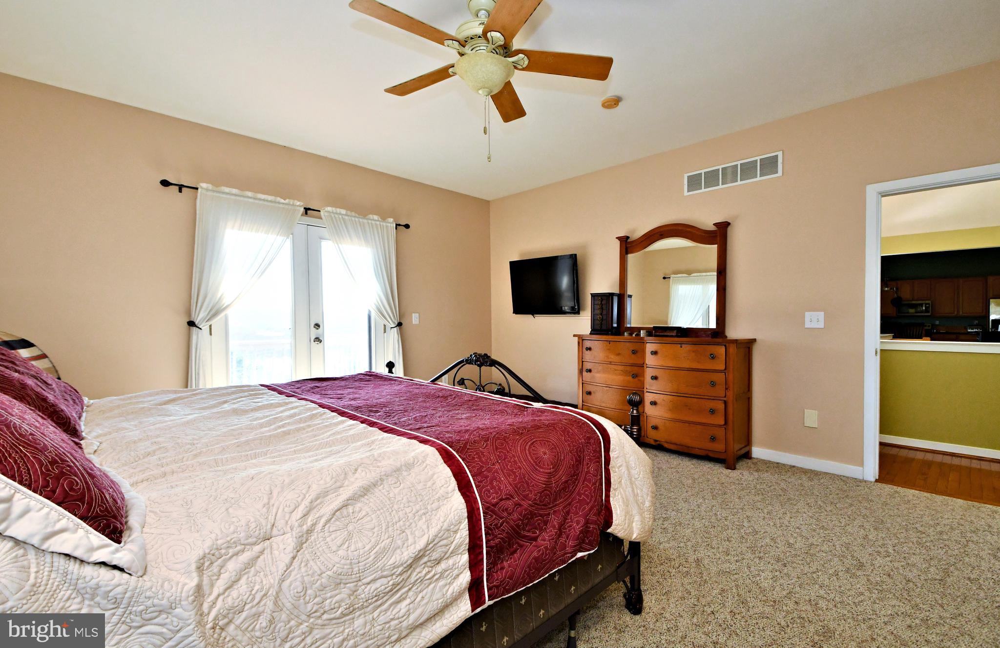 365 Oysterdale Rd
