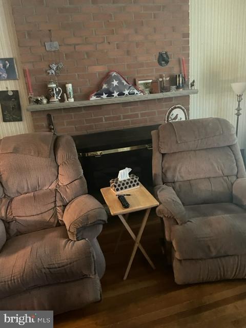19 Dill Ave