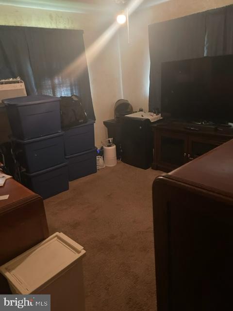 19 Dill Ave