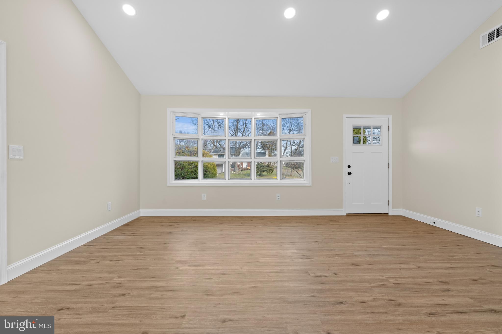 18 Haycock Dr
