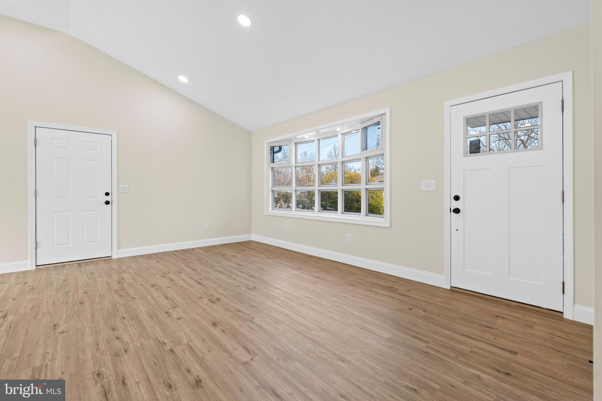 18 Haycock Dr