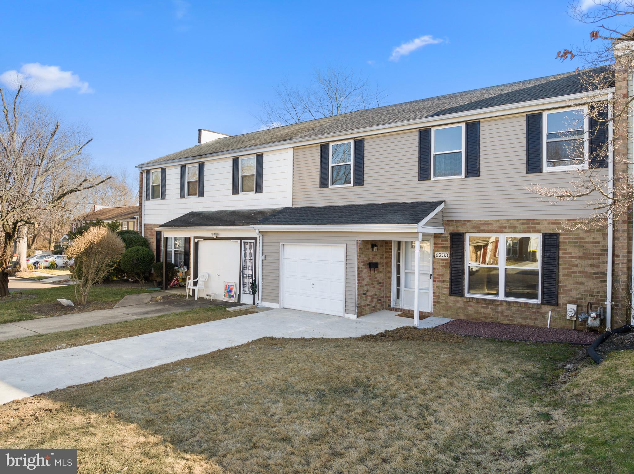 6233 Madison Ct