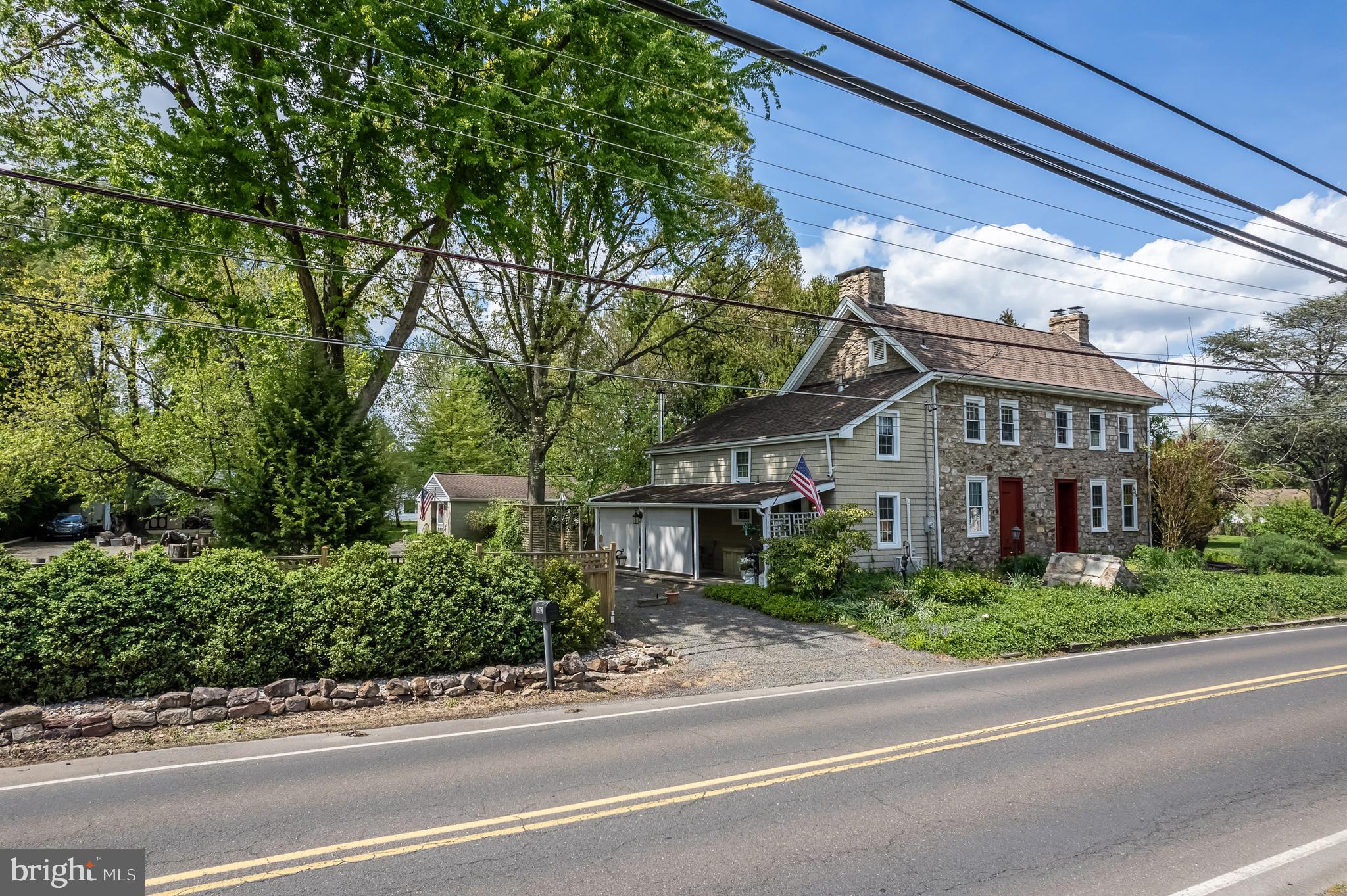 1060 Davisville Rd
