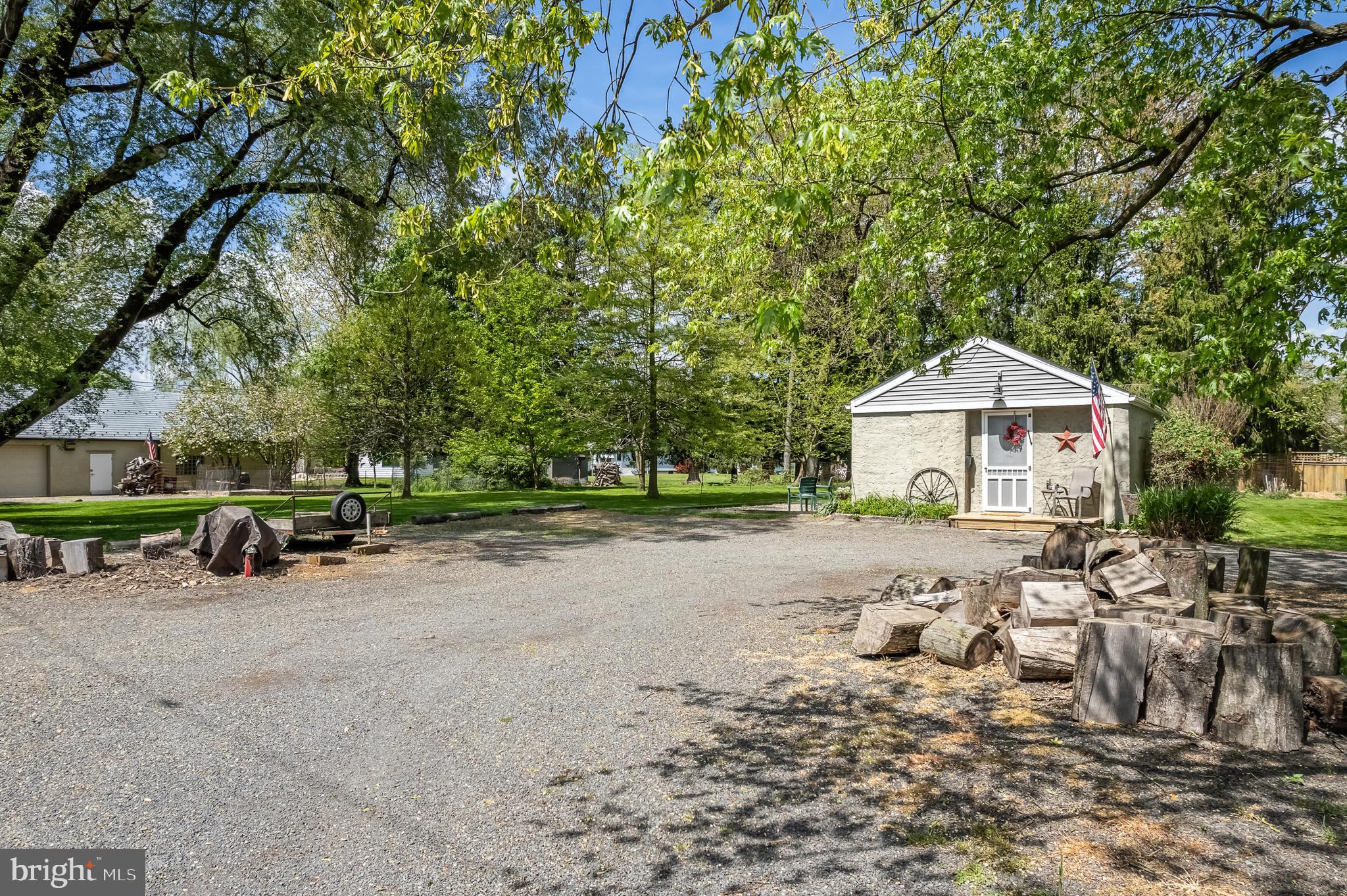 1060 Davisville Rd