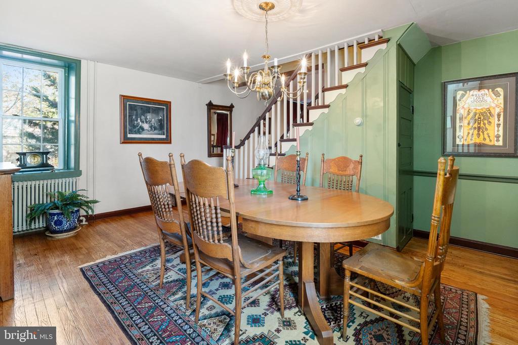 1060 Davisville Rd