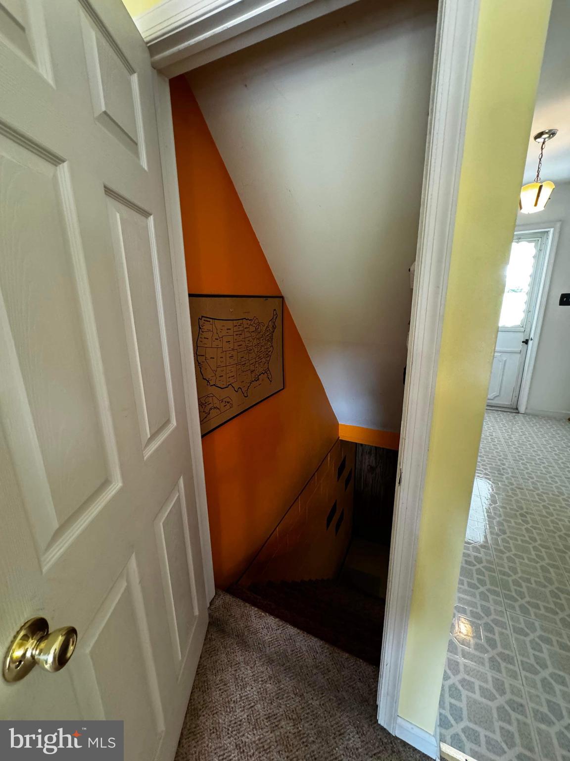 10 Meadow Dr