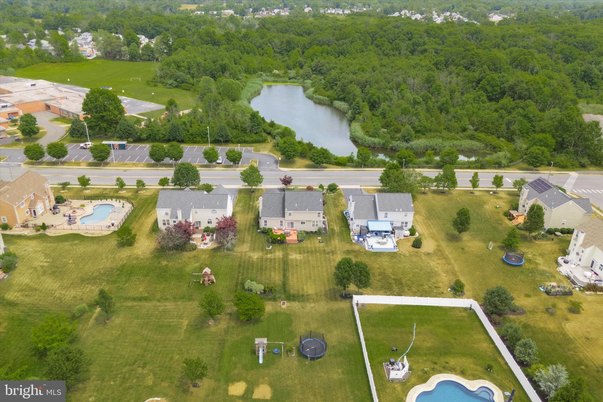 1017 Ronald Reagan Dr