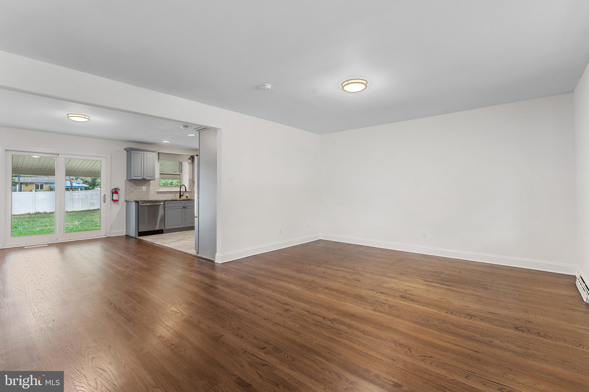 320 Newtown Rd