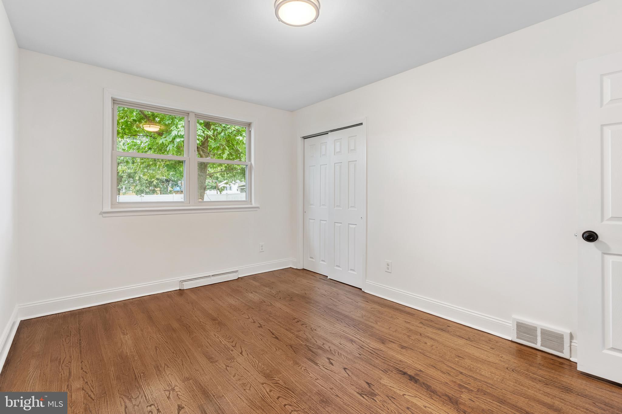 320 Newtown Rd