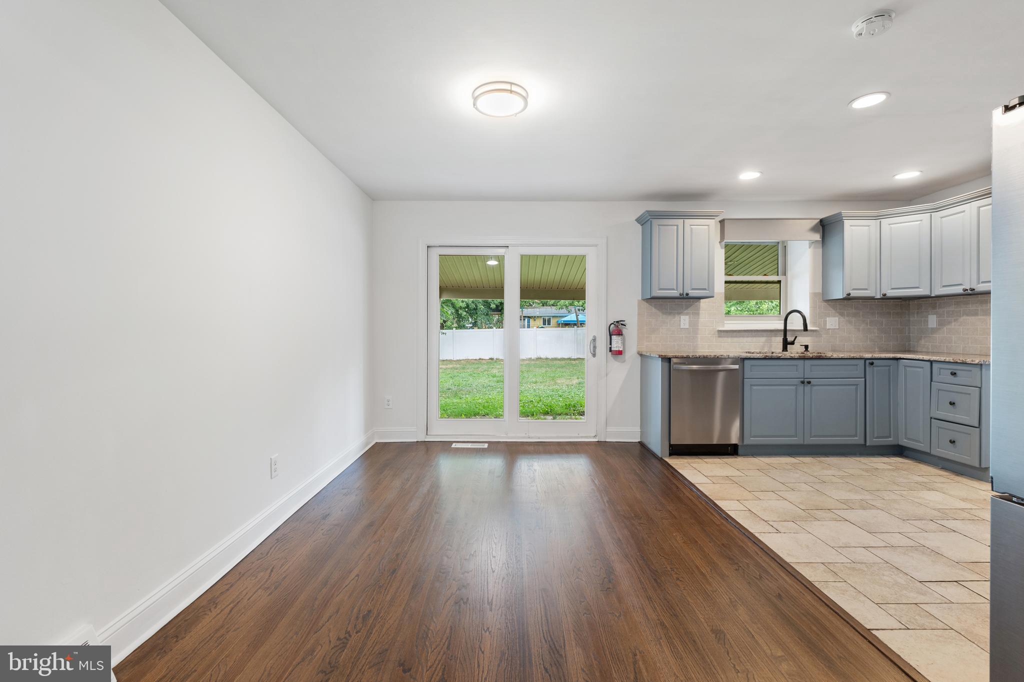 320 Newtown Rd