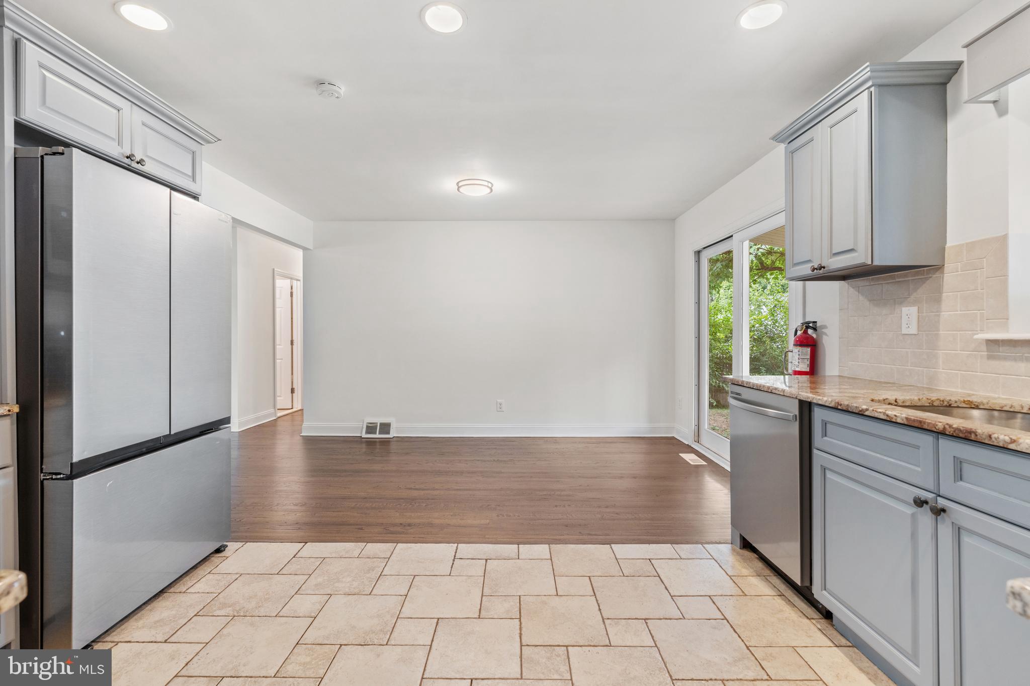 320 Newtown Rd