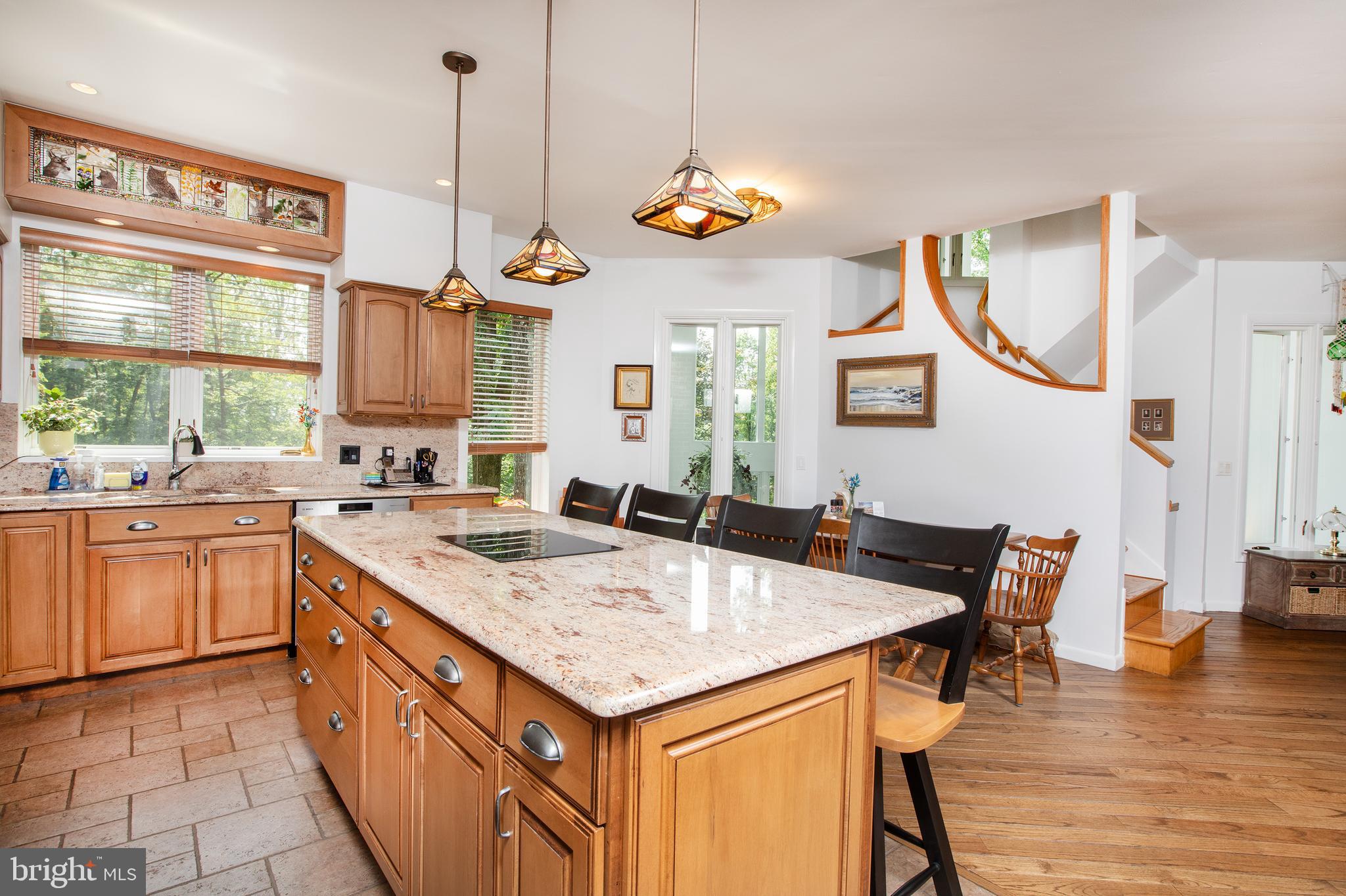 1235 Eagle Rd