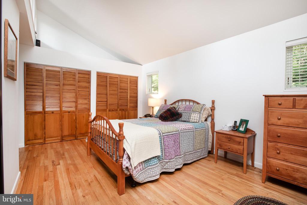 1235 Eagle Rd