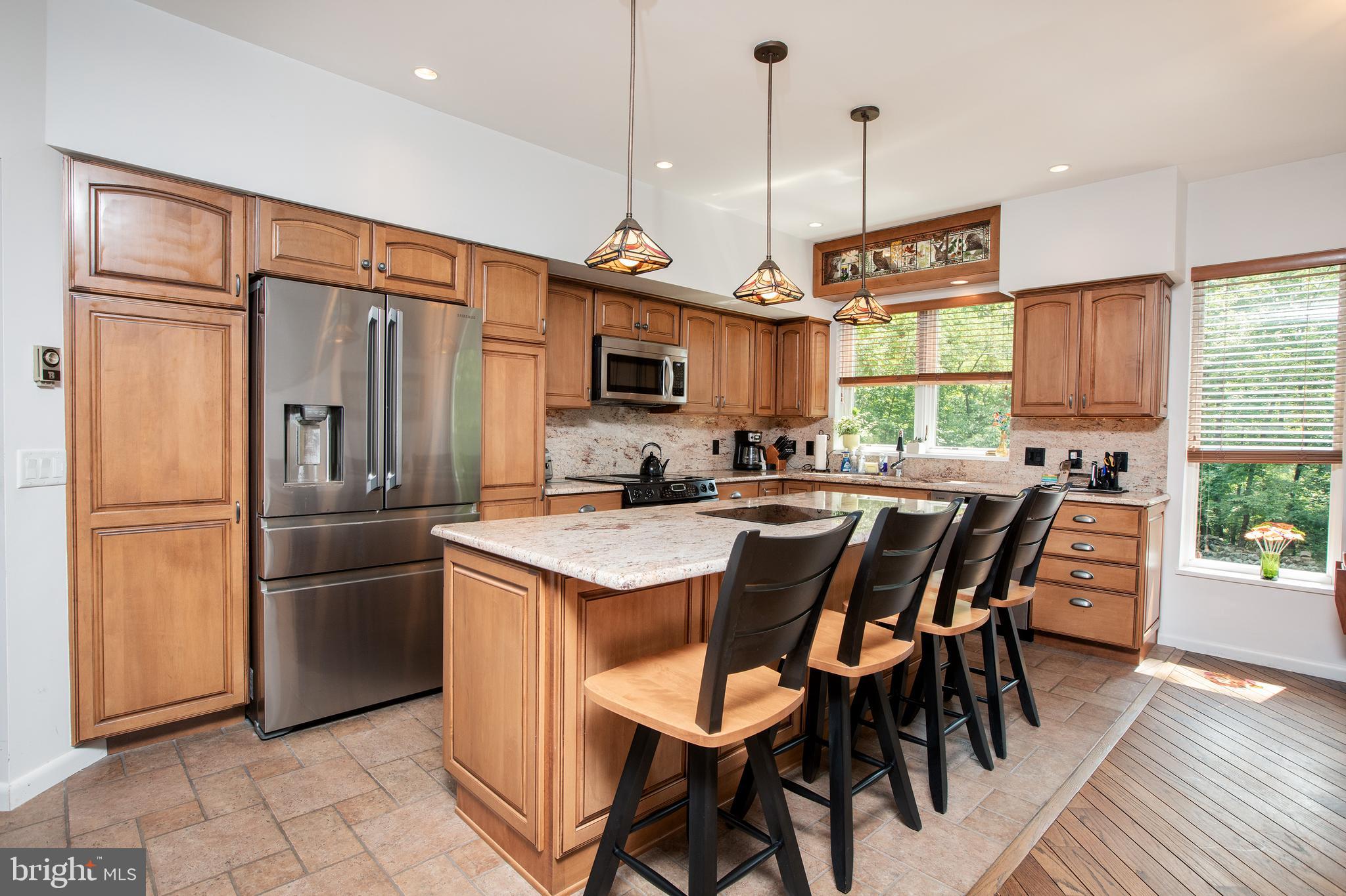 1235 Eagle Rd