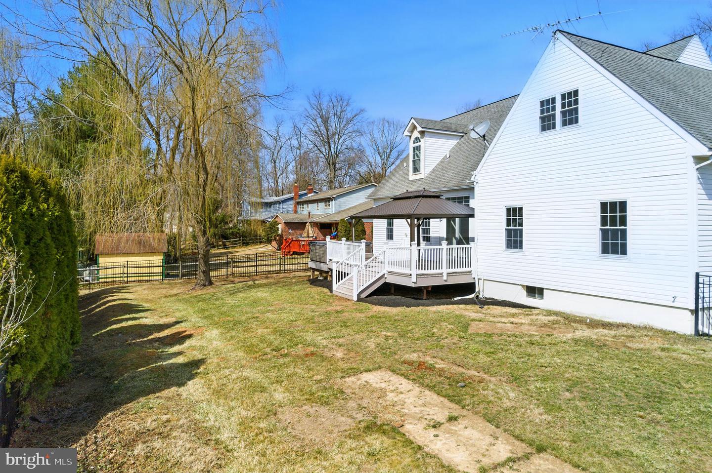 1240 Bristol Rd