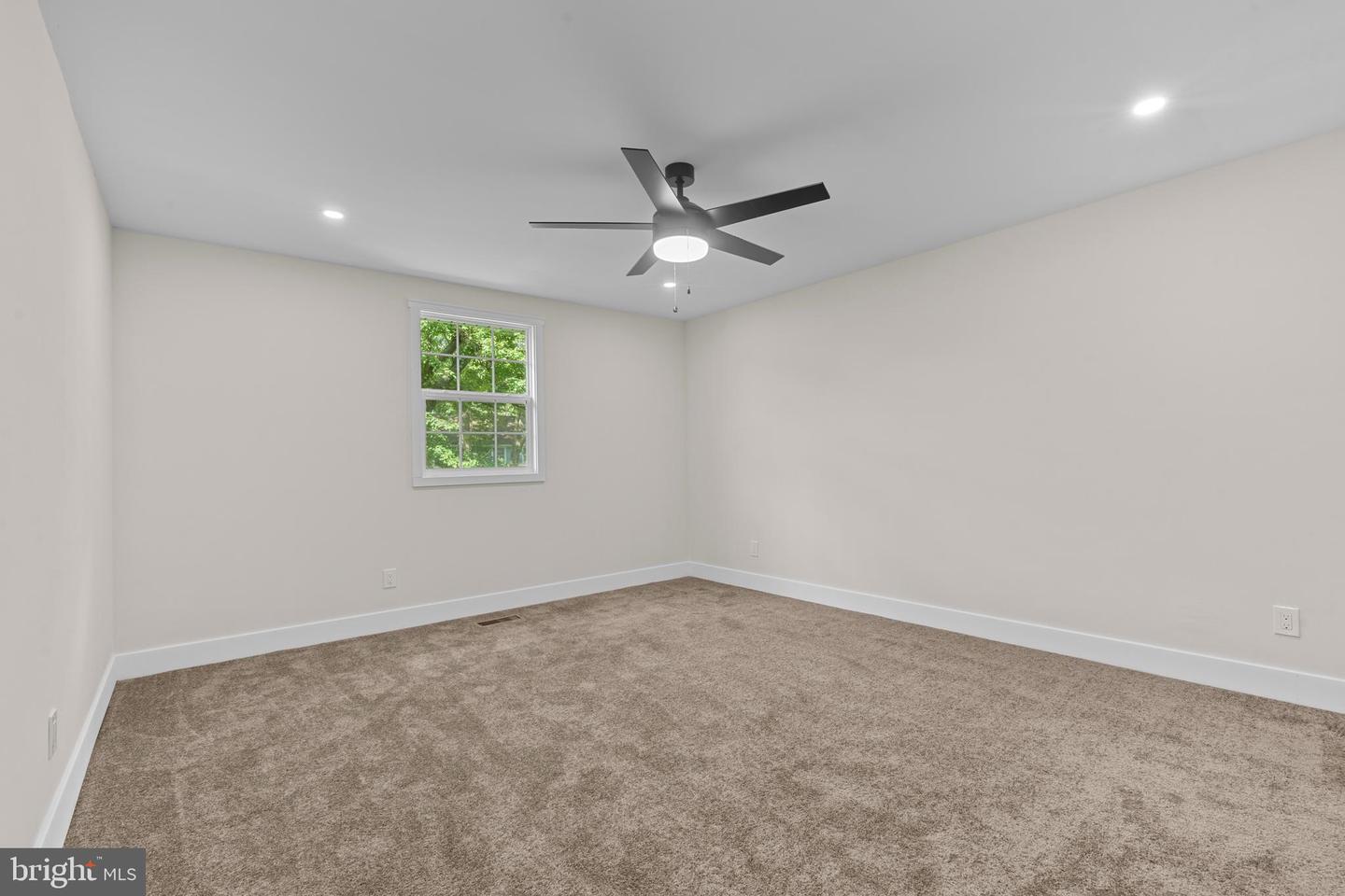 480 Yale Dr