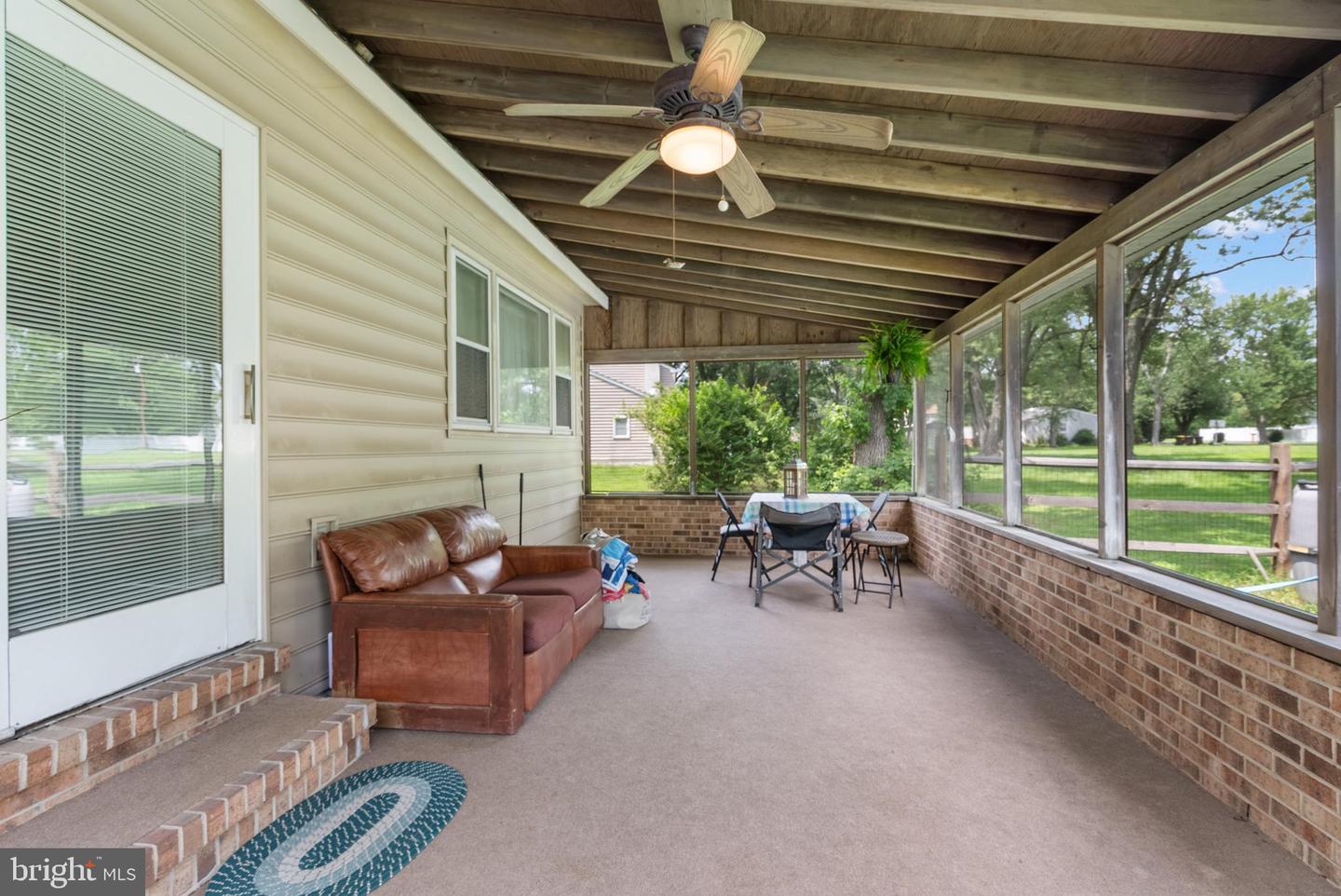 33 Squirrel Rd