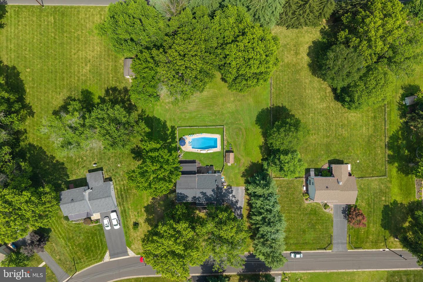 33 Squirrel Rd