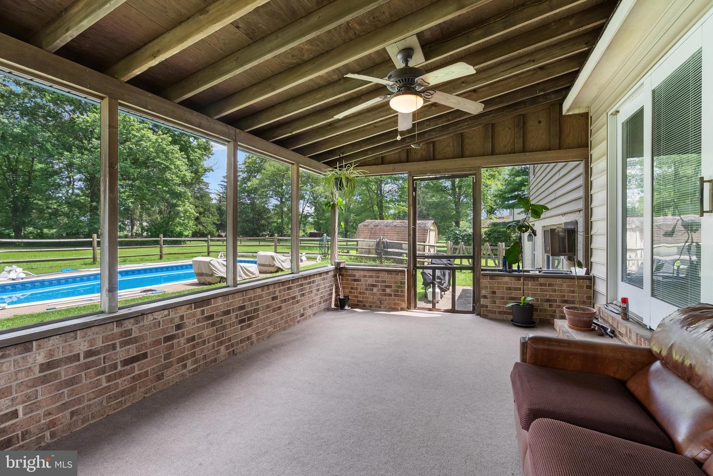 33 Squirrel Rd