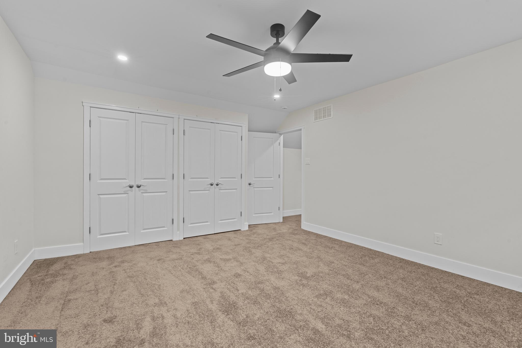 480 YALE DR