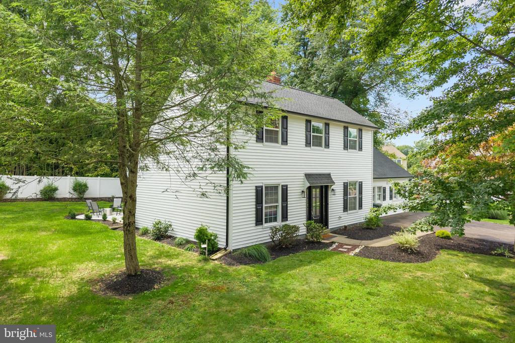 480 YALE DR