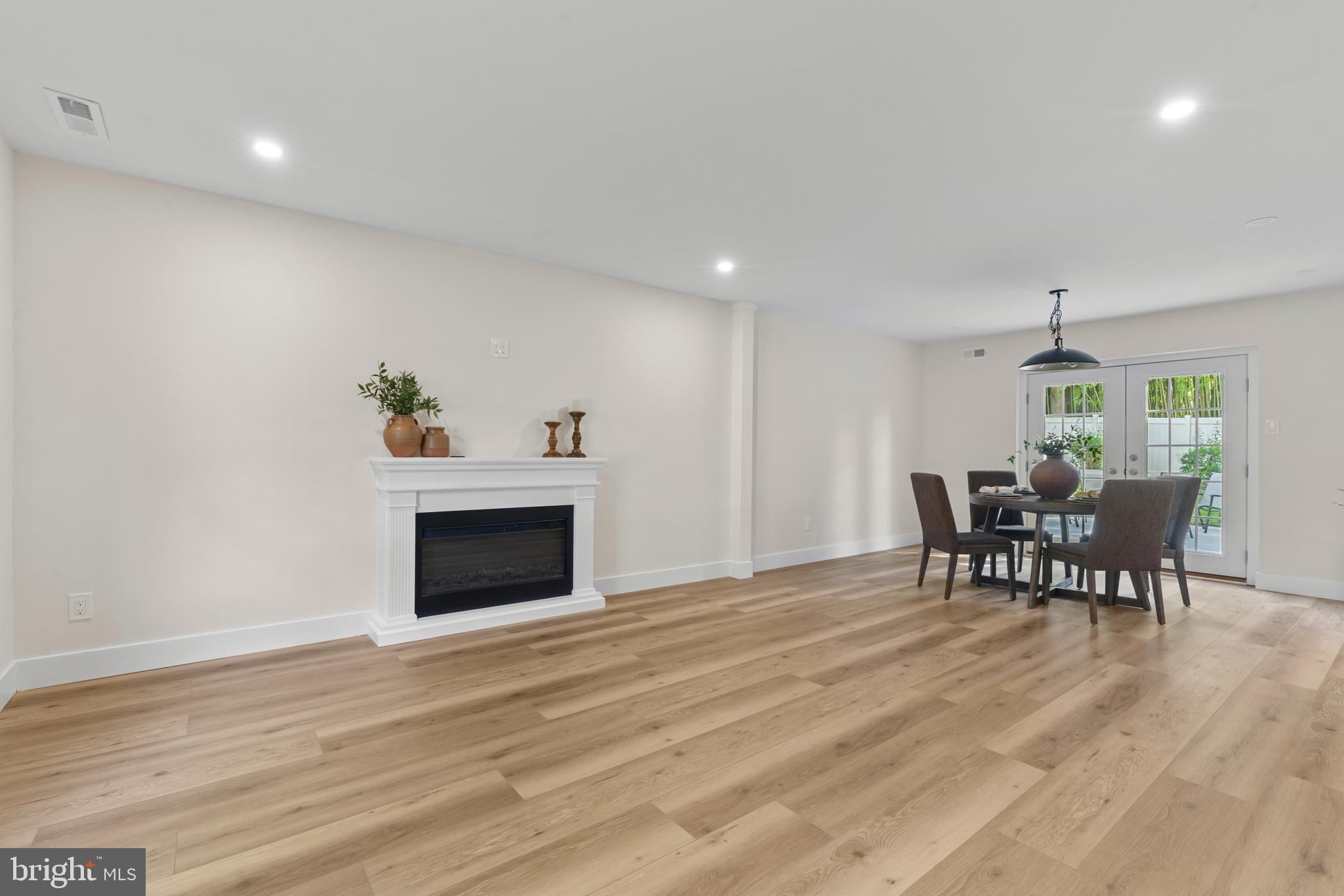 480 YALE DR