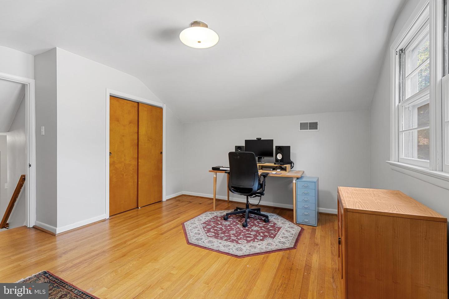466 Linden Ave