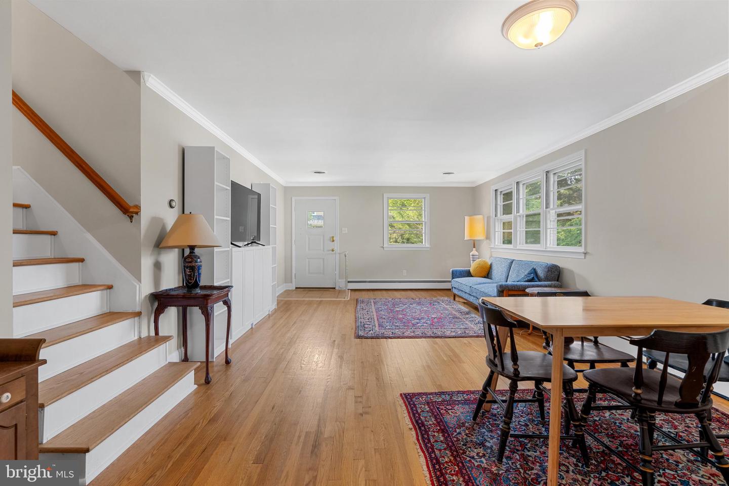 466 Linden Ave
