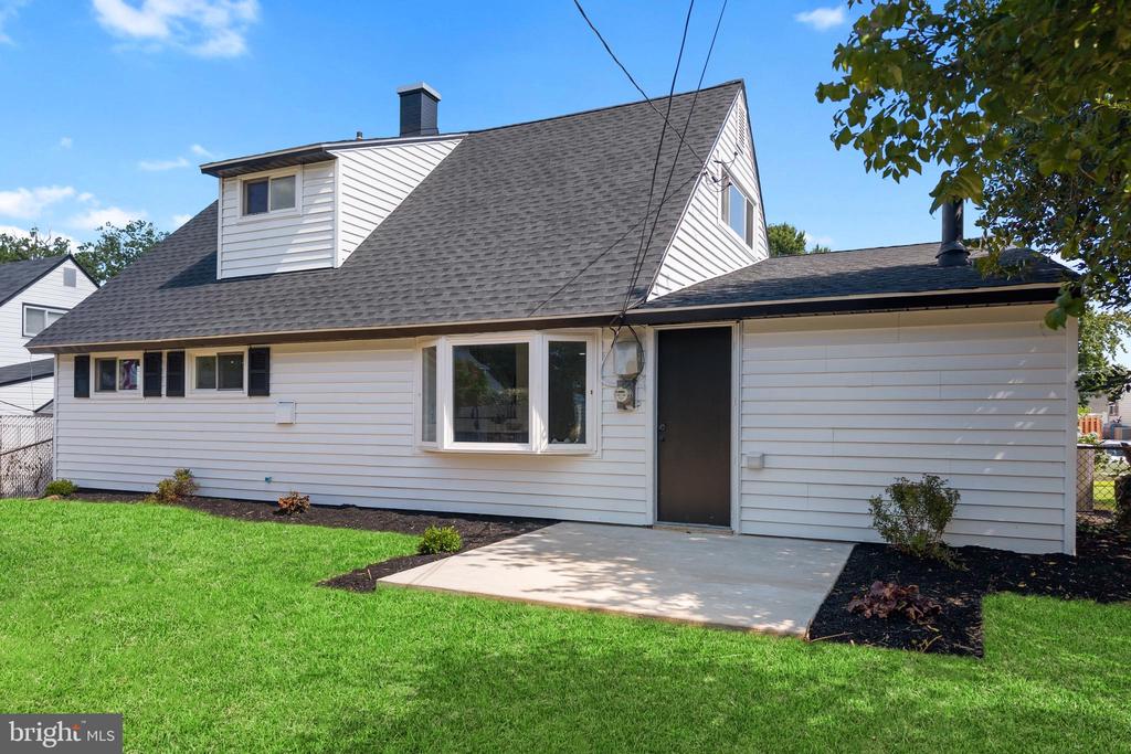 57 MIDDLE ROAD
