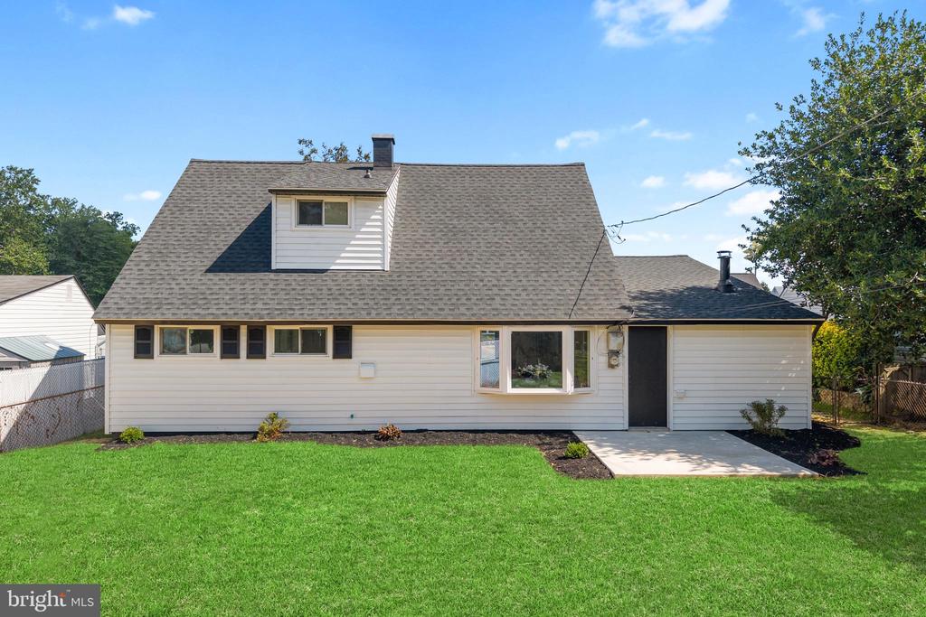 57 MIDDLE ROAD