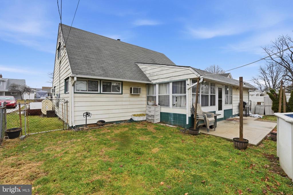 79 AUTUMN LANE
