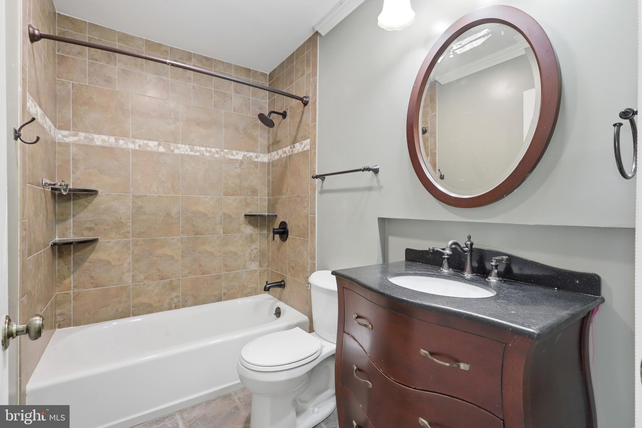 284 N OLDS BOULEVARD