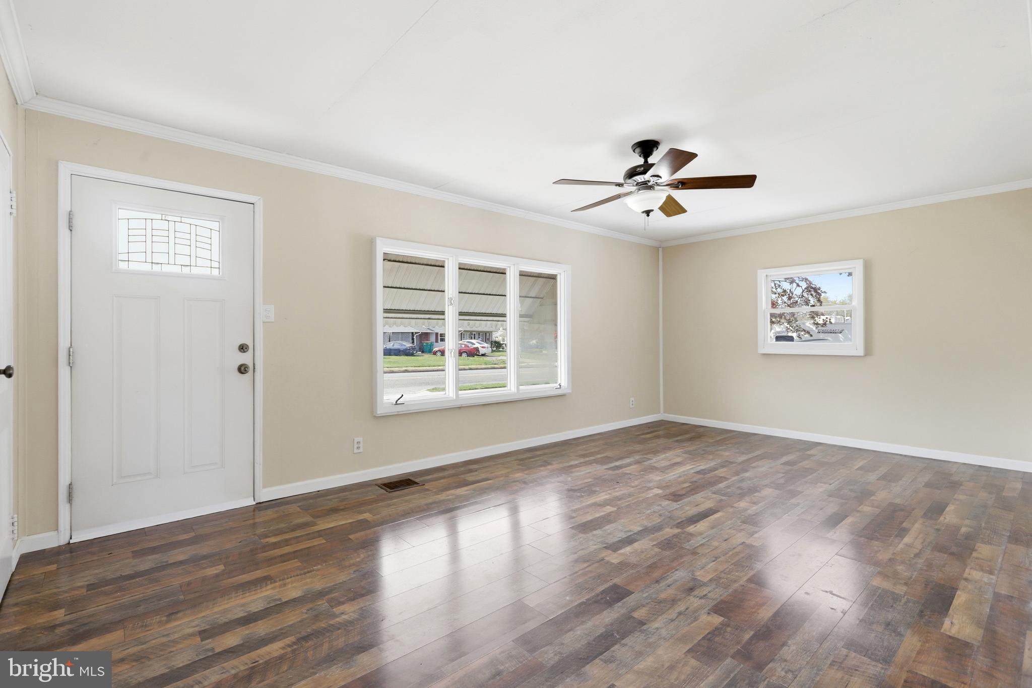 284 N OLDS BOULEVARD