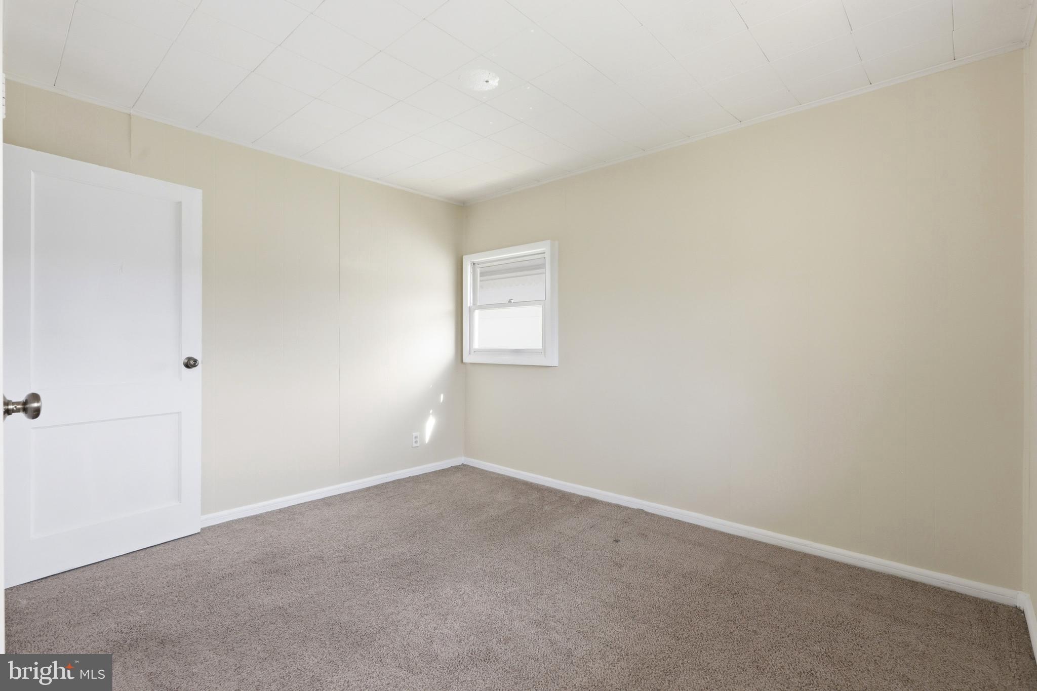 284 N OLDS BOULEVARD