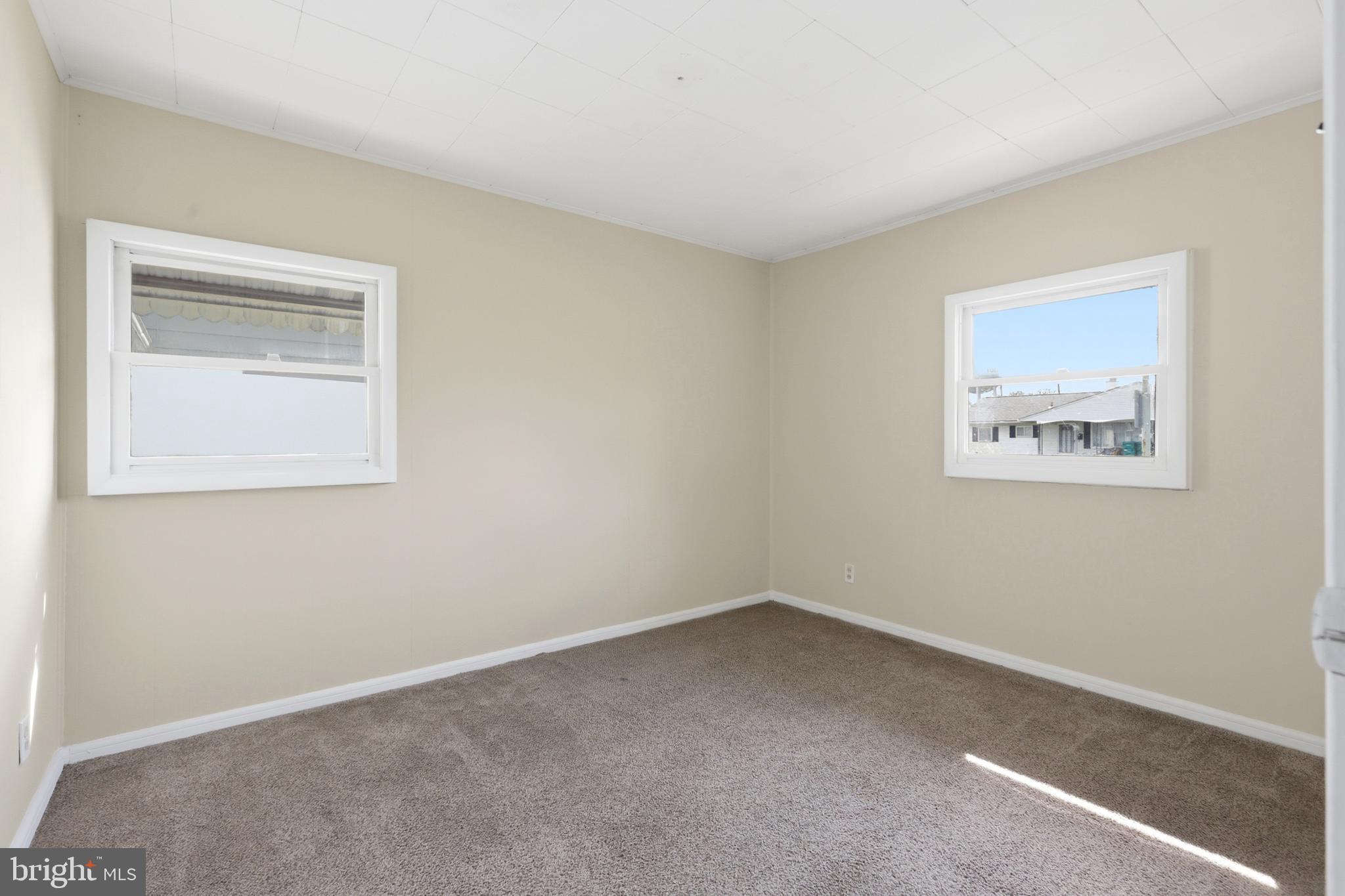 284 N OLDS BOULEVARD