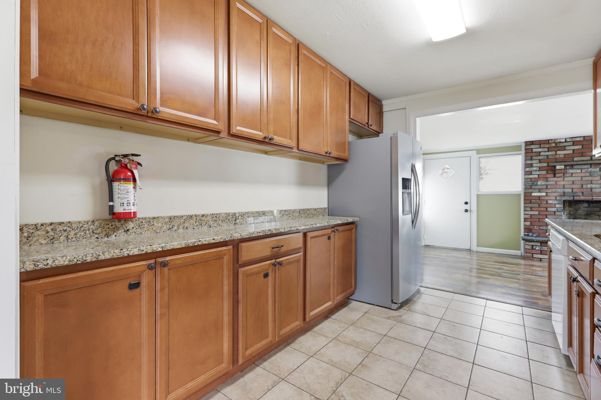 284 N OLDS BOULEVARD