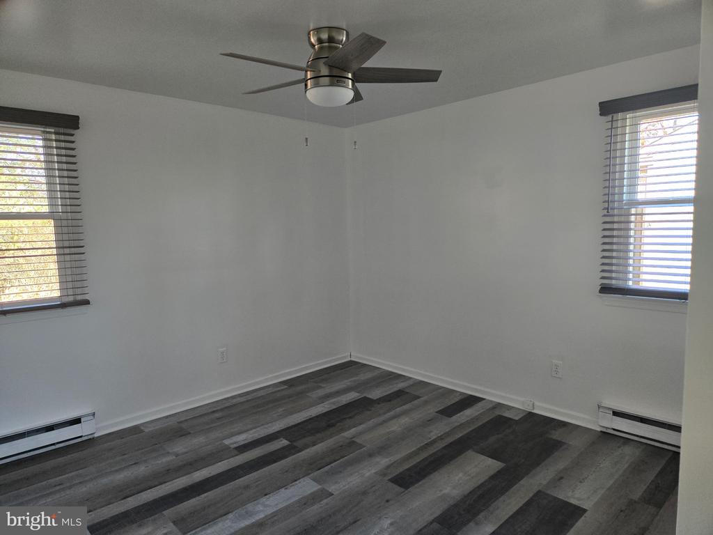 311 E PARK AVENUE
