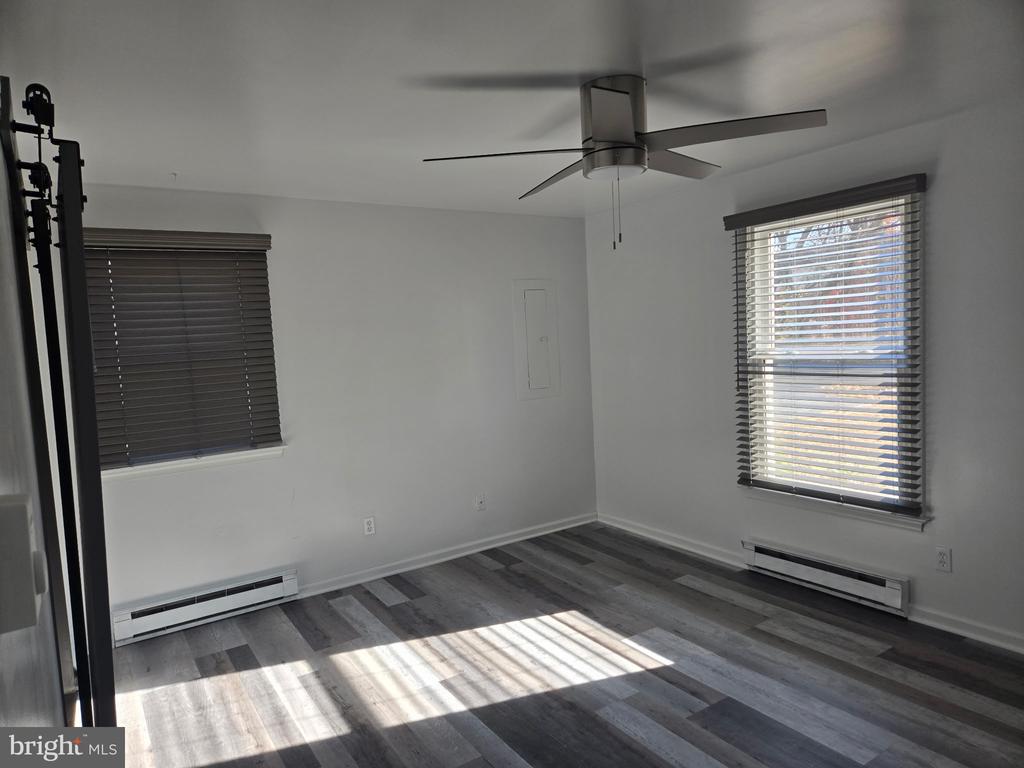311 E PARK AVENUE