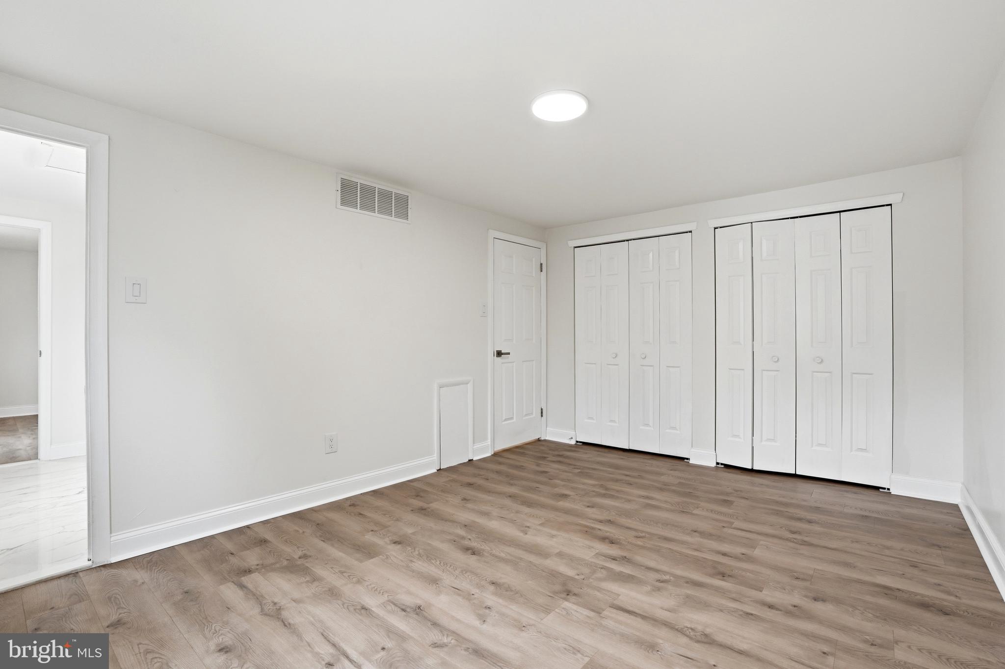 6687 PICKWICK COURT