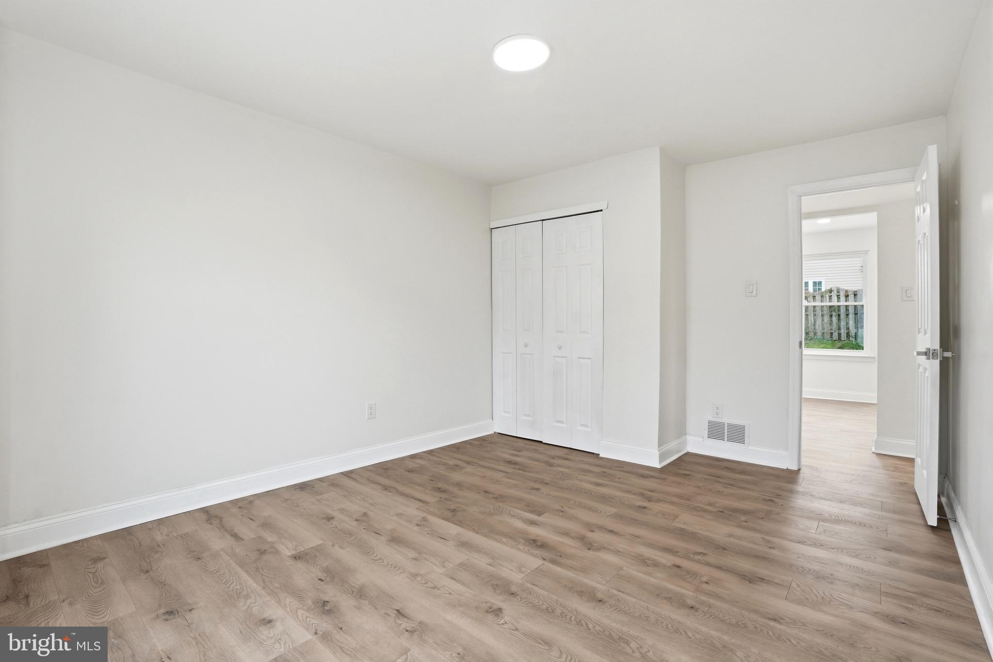6687 PICKWICK COURT