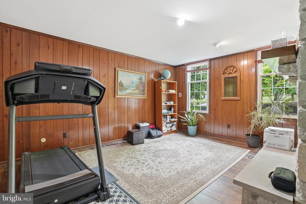 1316 HELLER DRIVE