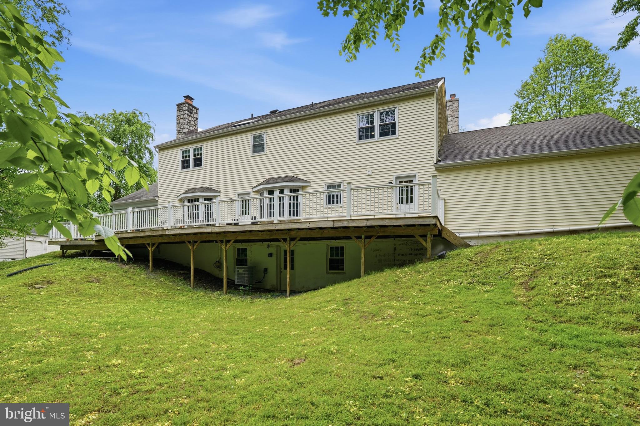 1316 HELLER DRIVE