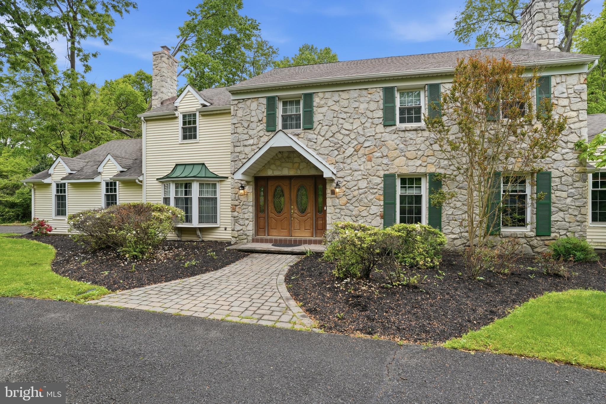 1316 HELLER DRIVE