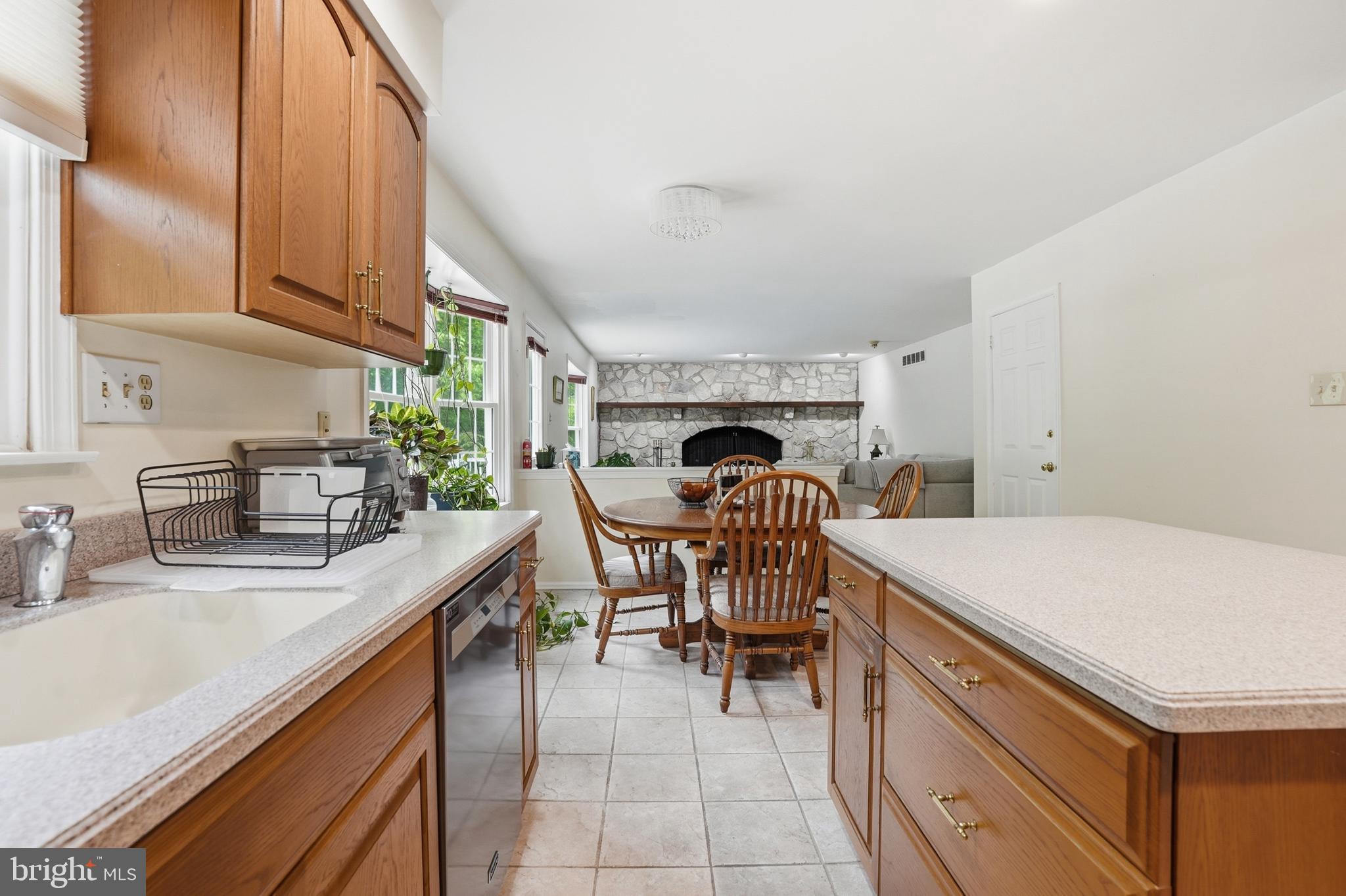1316 HELLER DRIVE