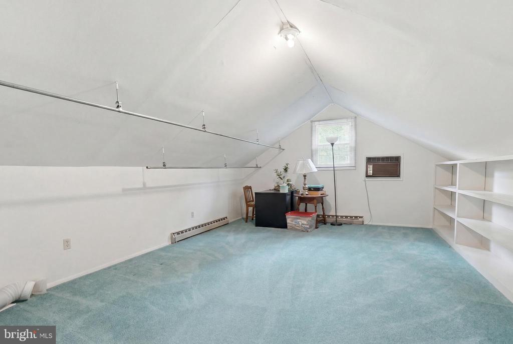 1316 HELLER DRIVE