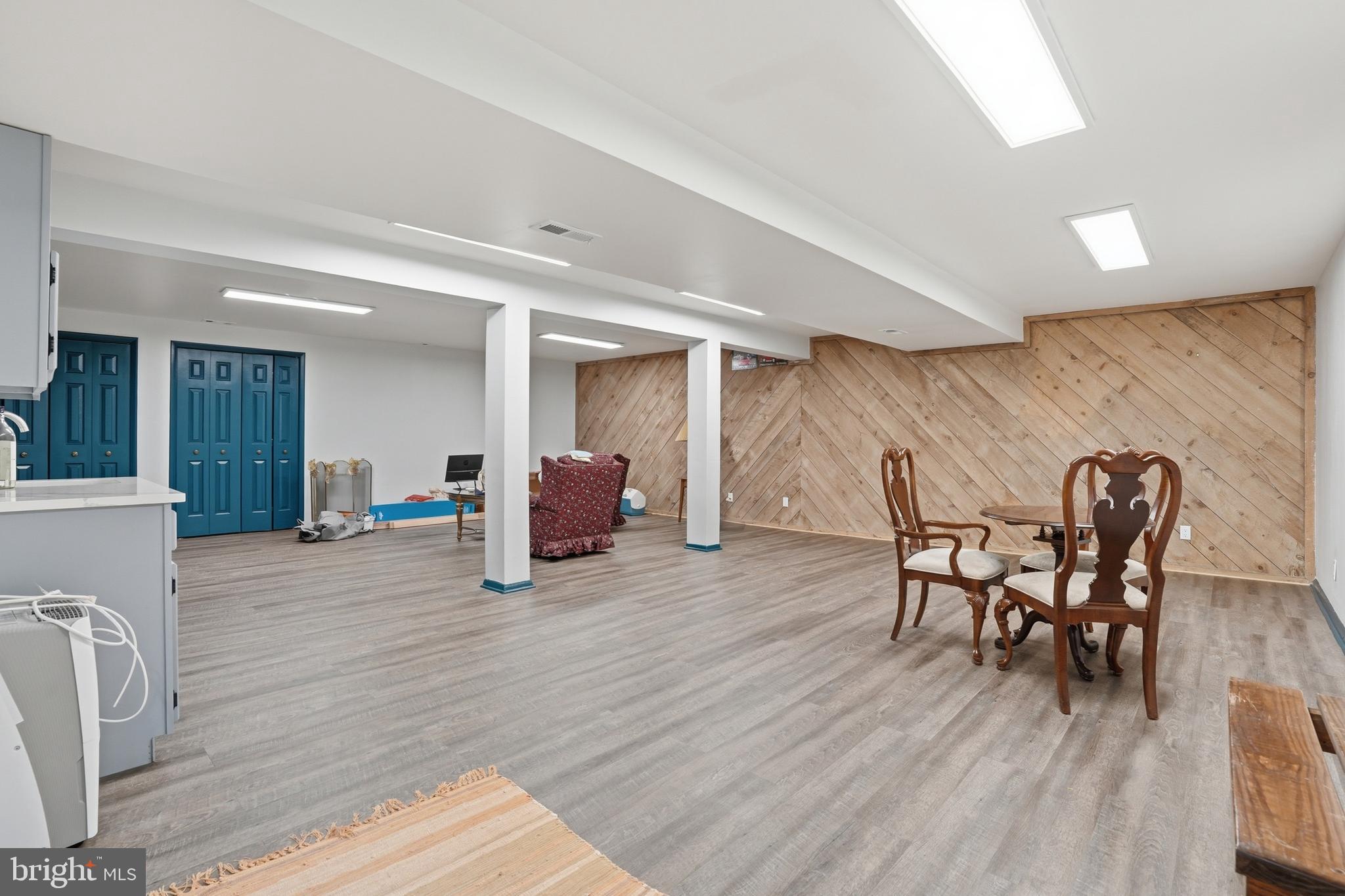 1316 HELLER DRIVE