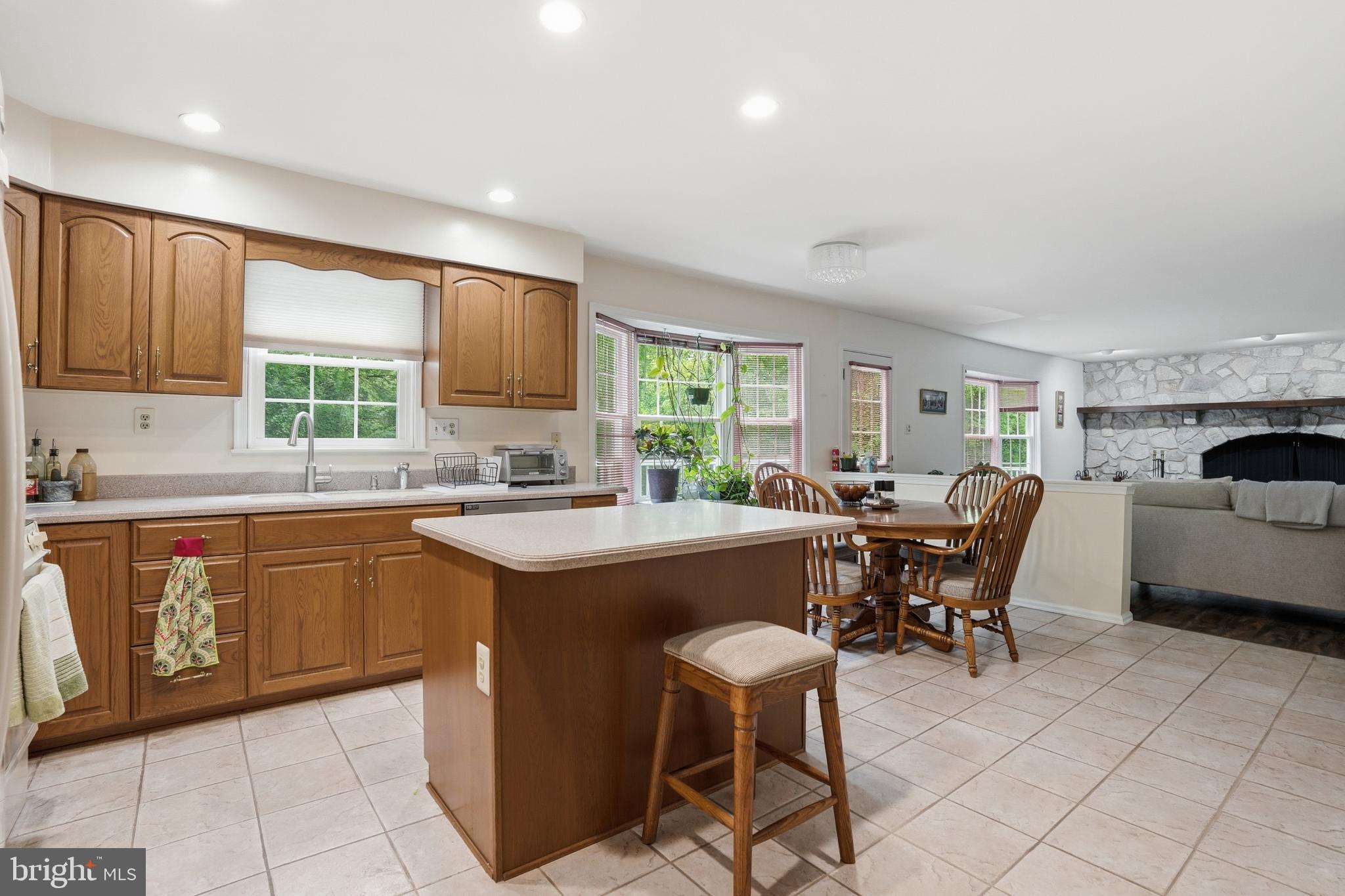 1316 HELLER DRIVE