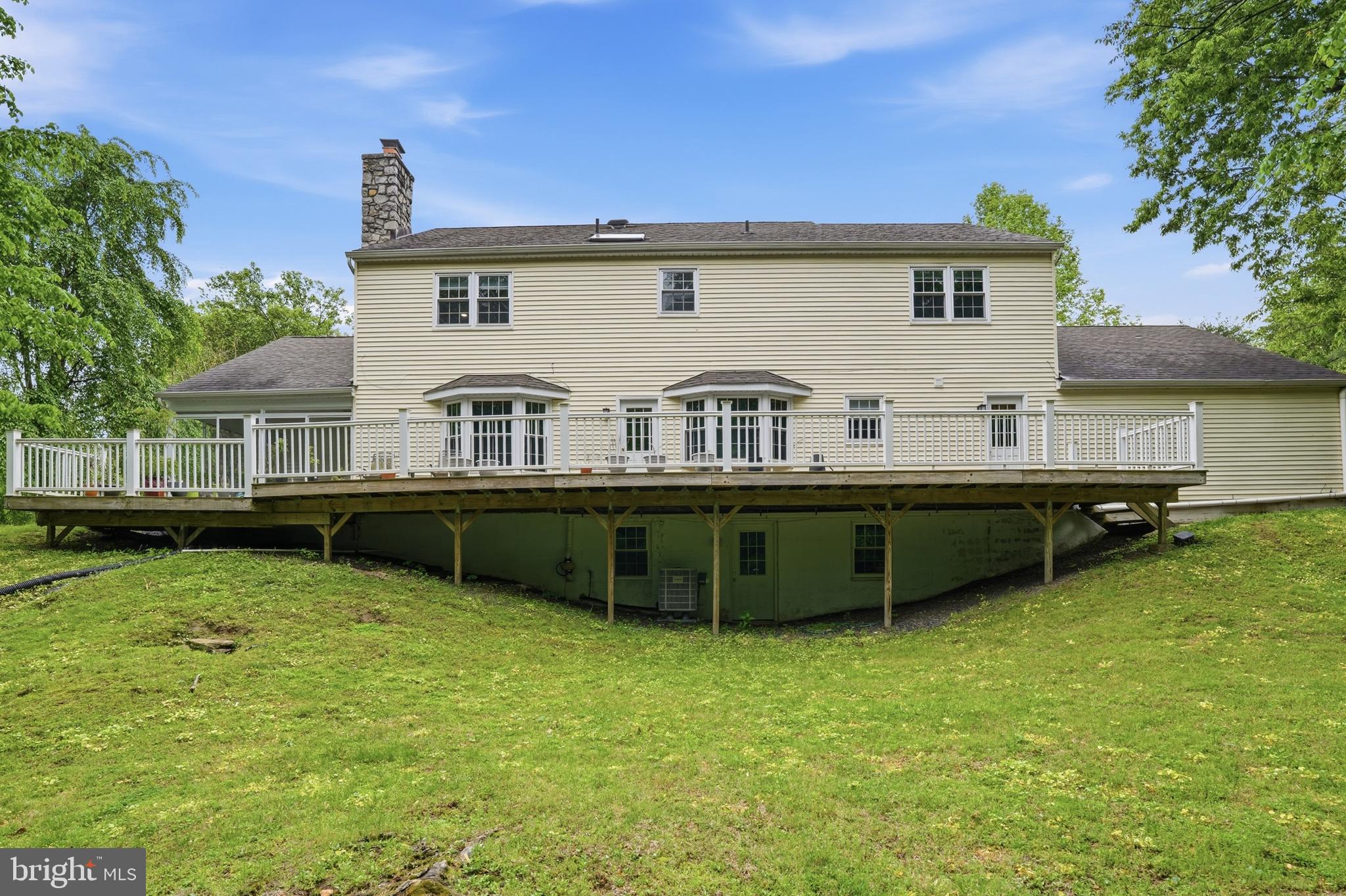 1316 HELLER DRIVE