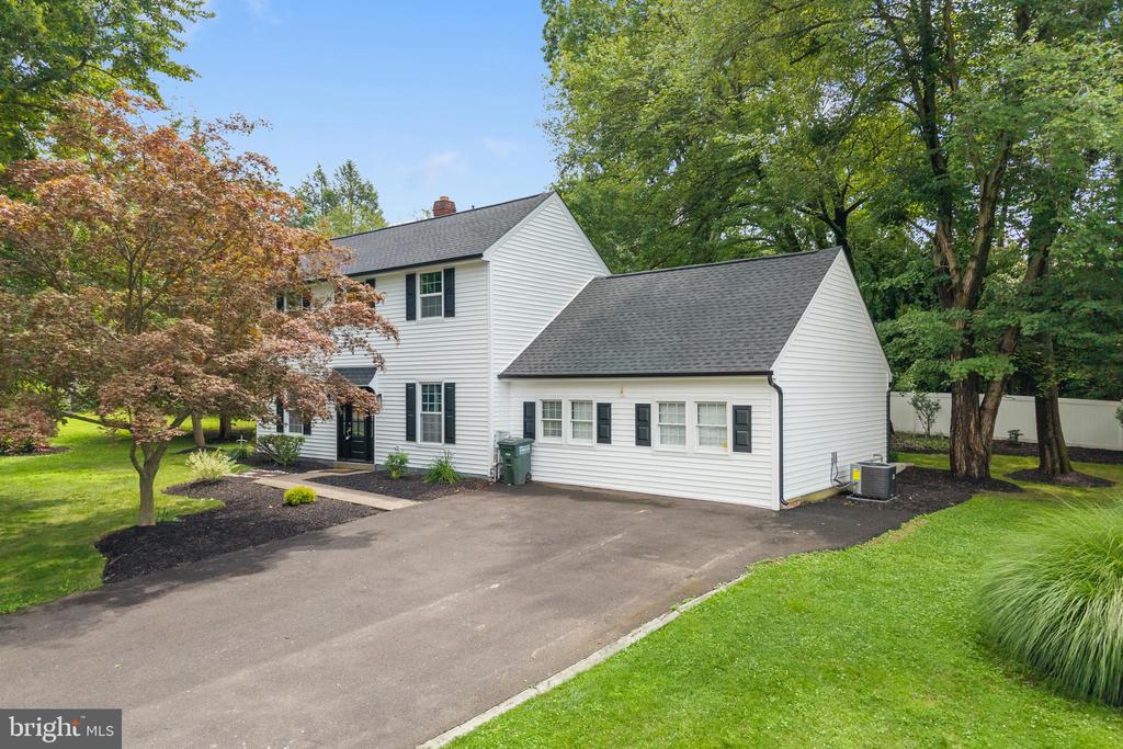 480 YALE DRIVE